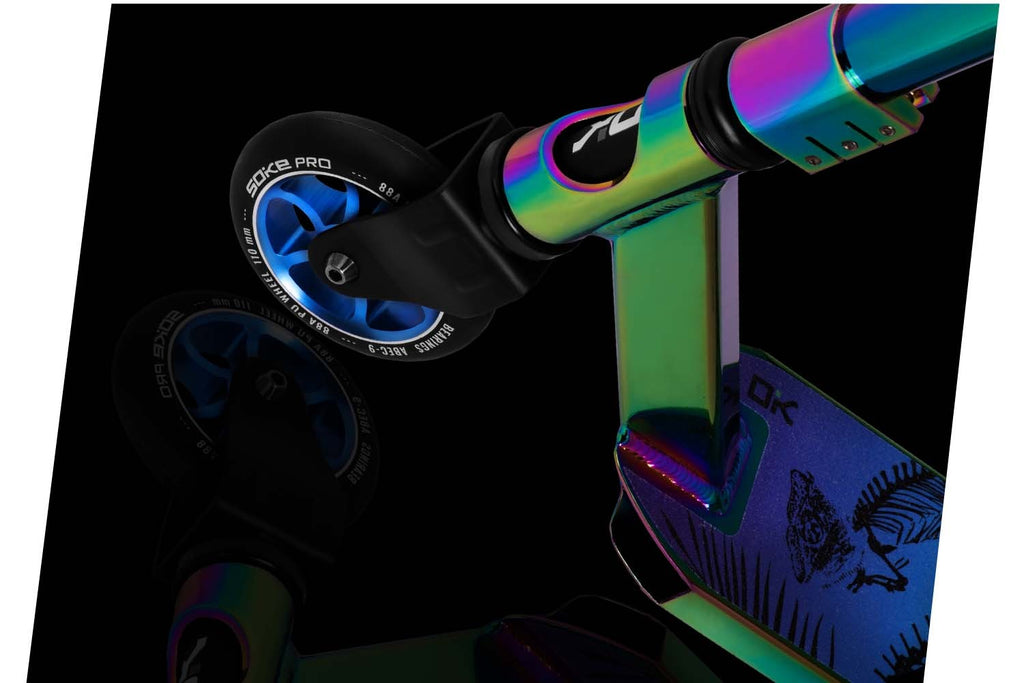 Neochrominis triukinis paspirtukas SOKE PRO STREET vaikams ir suaugusiems skate parkui ir miesto gatvėms