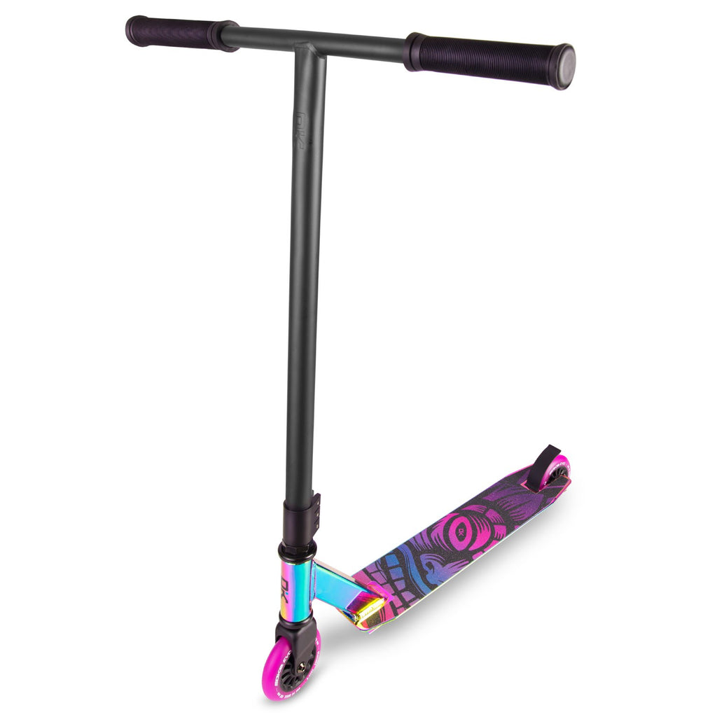 SOKE EVO Street Black Neochrome triukinis paspirtukas profesionalams su ABEC-9 guoliais ir 100 mm ratais