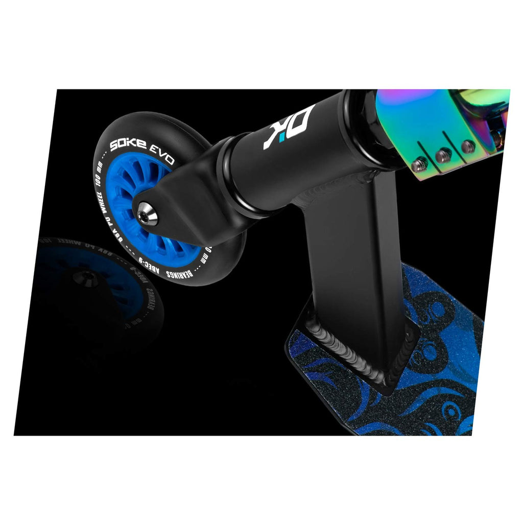 Triukinis paspirtukas SOKE EVO Street Black Rainbow profesionaliam važinėjimui skate parke ir gatvėje