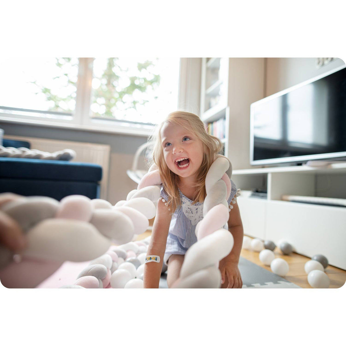 Ricokids 3 metrų mėtų pilkos spalvos vaikiškos lovytės buferis kūdikio saugumui ir komfortui