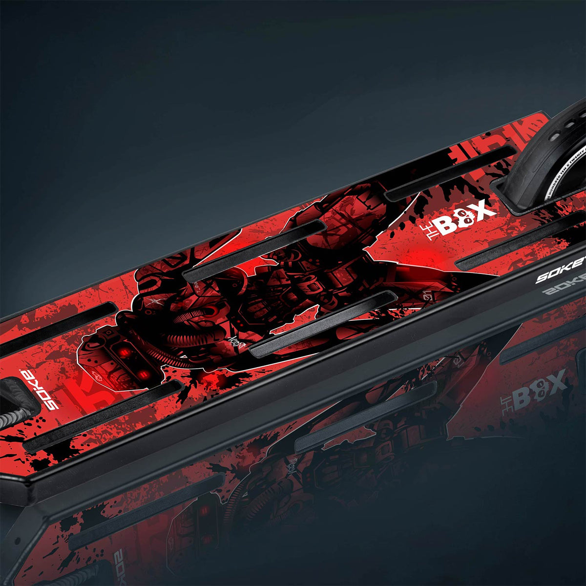 Paspirtuko neslystanti danga Soke Red Cyber, 52 × 13 cm