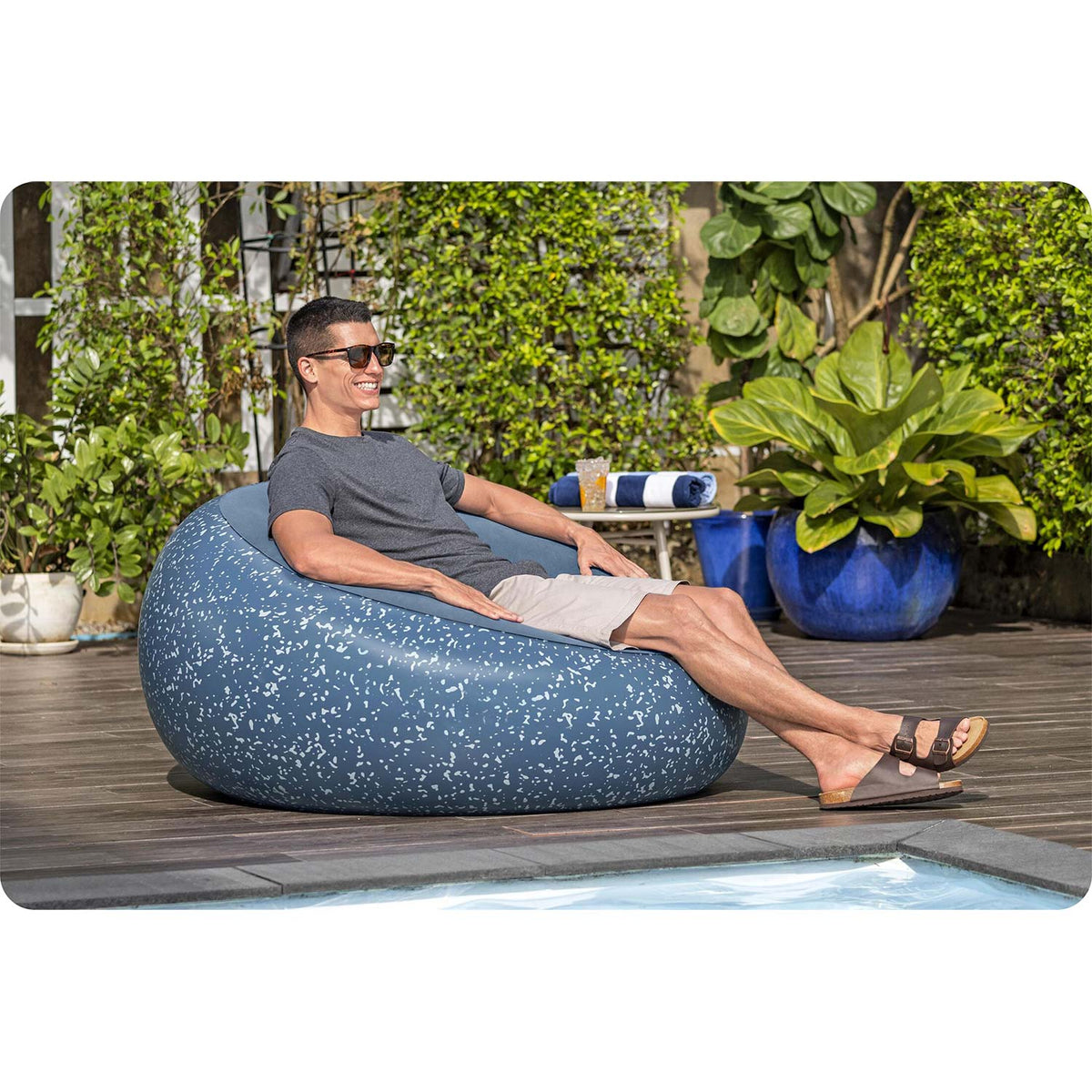 Pripučiamas krėslas Bestway Inflate-A-Chair, 112 × 112 × 66 cm