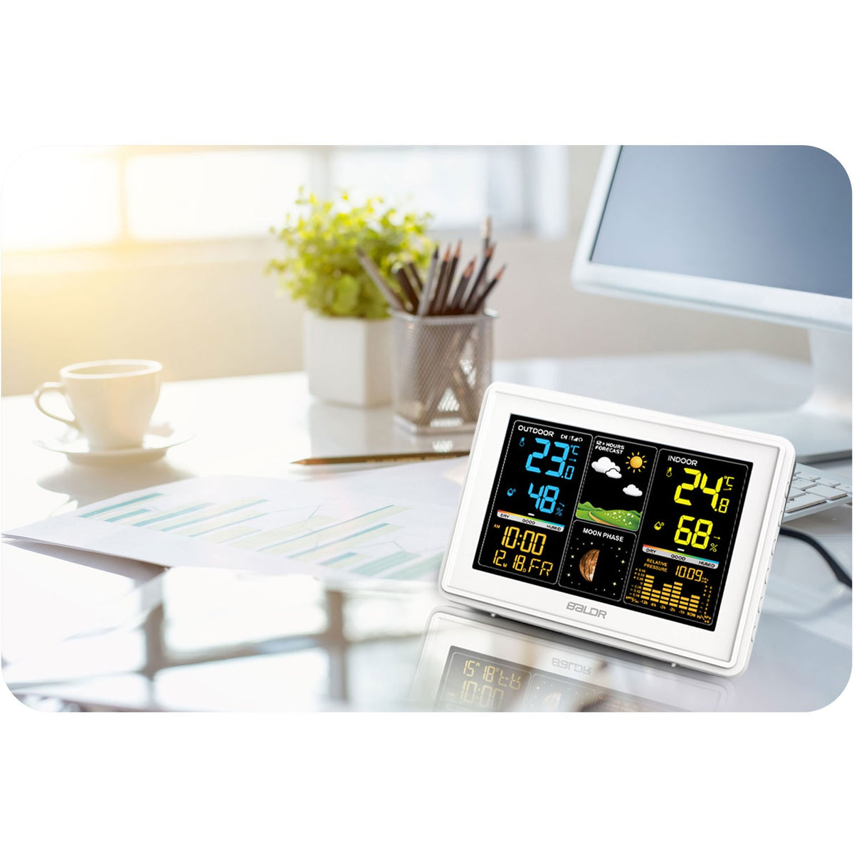 Meteorologijos stotis su spalvotu LCD ekranu temperatūrai ir drėgmei matuoti namuose